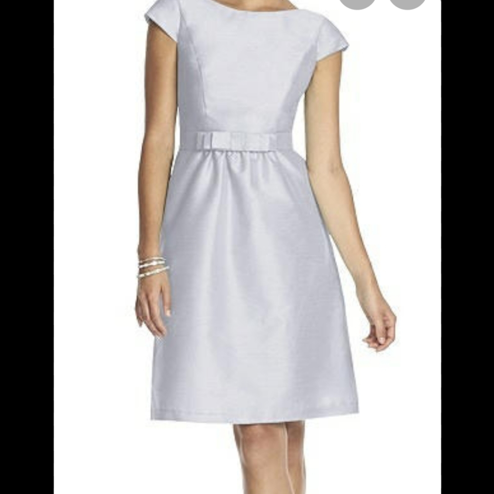 Alfred sung dress